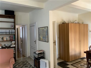 f3a21c70-42c5-445f-8482-23e58e885e4f