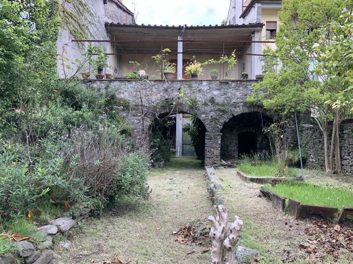 Image No.16-3 Bed Property for sale