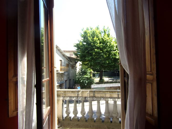 Image No.2-2 Bed Property for sale