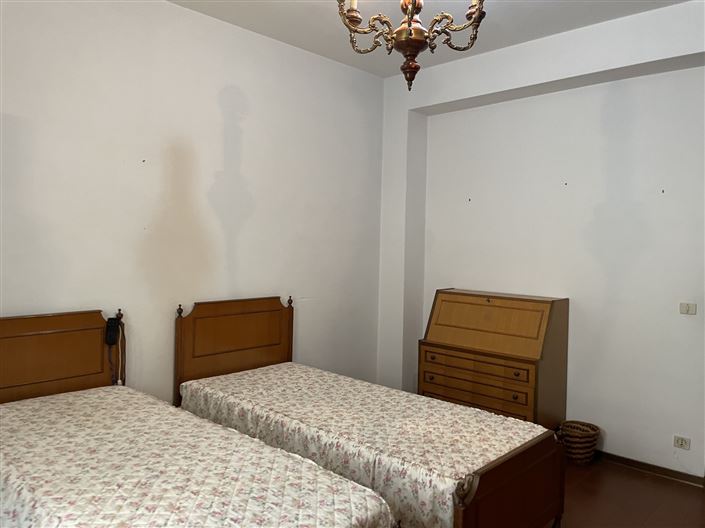 Image No.11-3 Bed Property for sale