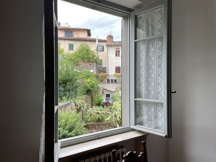 Image No.21-3 Bed Property for sale