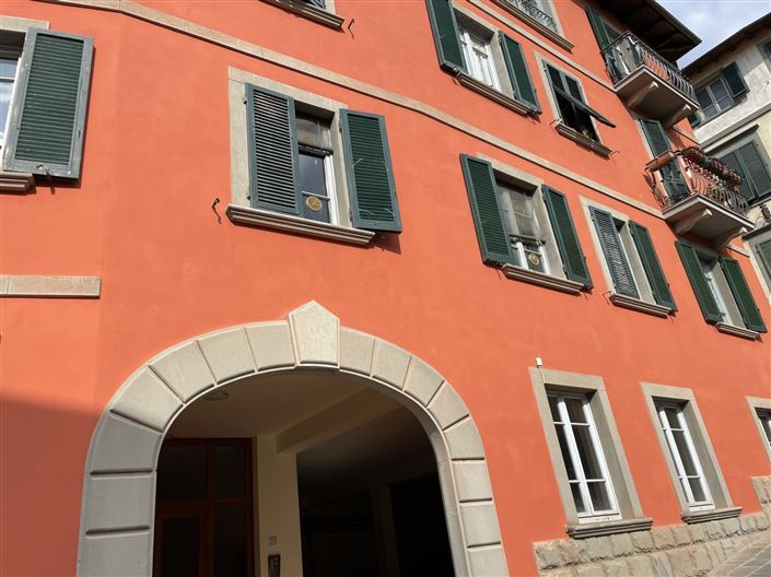 Image No.6-3 Bed Property for sale