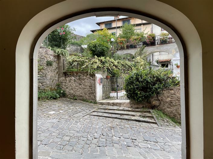 Image No.7-3 Bed Property for sale