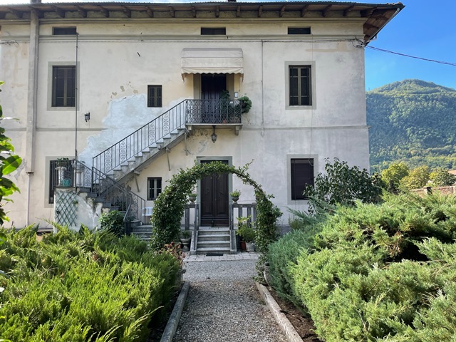 Image No.4-6 Bed Villa for sale