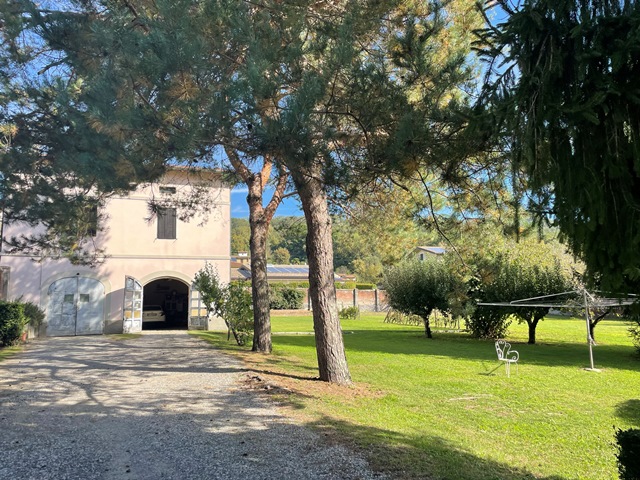 Image No.5-6 Bed Villa for sale