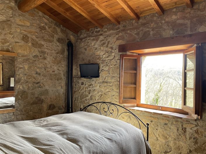 Image No.8-2 Bed Property for sale