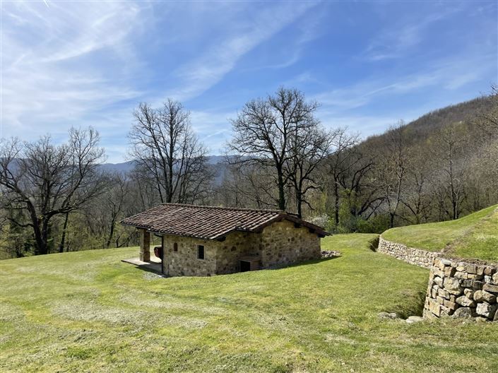 Image No.7-2 Bed Property for sale