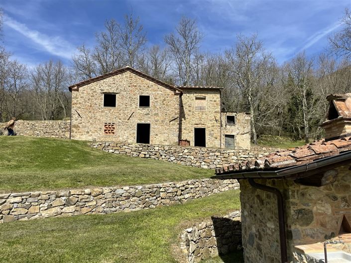 Image No.11-2 Bed Property for sale