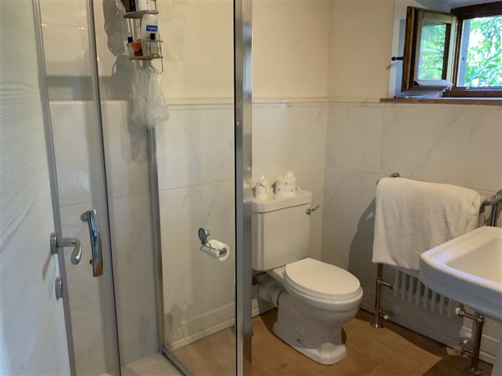 Image No.22-2 Bed Property for sale