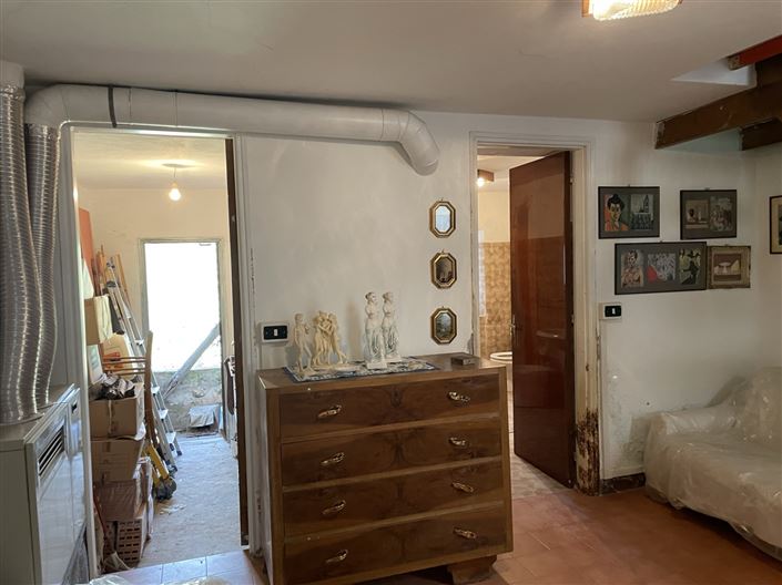 Image No.4-3 Bed House for sale