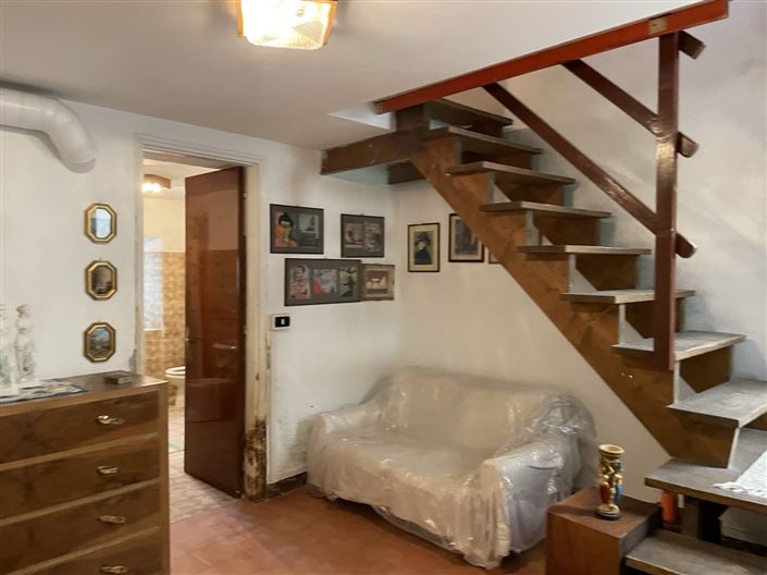 Image No.5-3 Bed House for sale