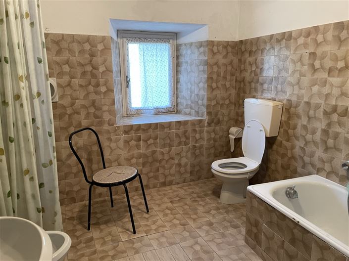 Image No.6-3 Bed House for sale