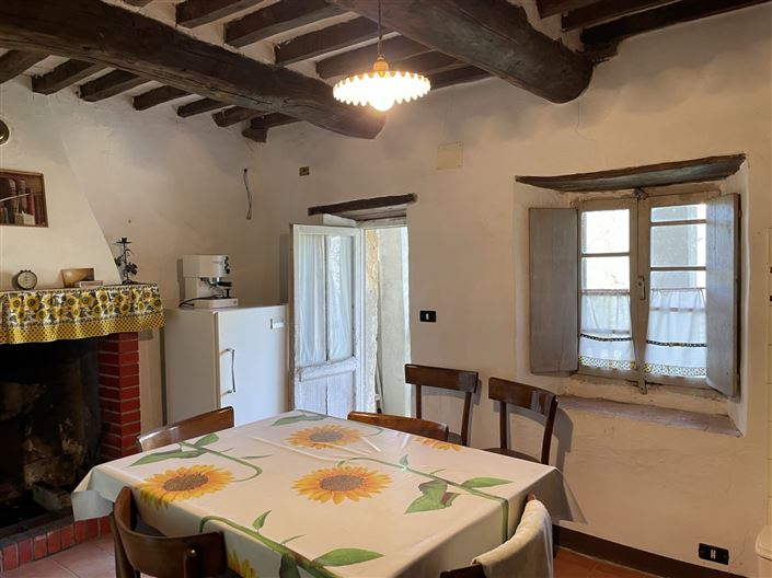 Image No.8-3 Bed House for sale