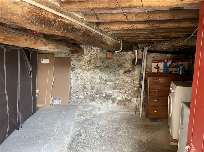 Image No.16-2 Bed Property for sale