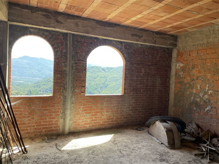 Image No.15-2 Bed Property for sale