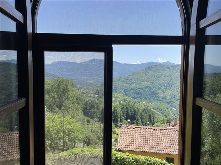 Image No.6-2 Bed Property for sale