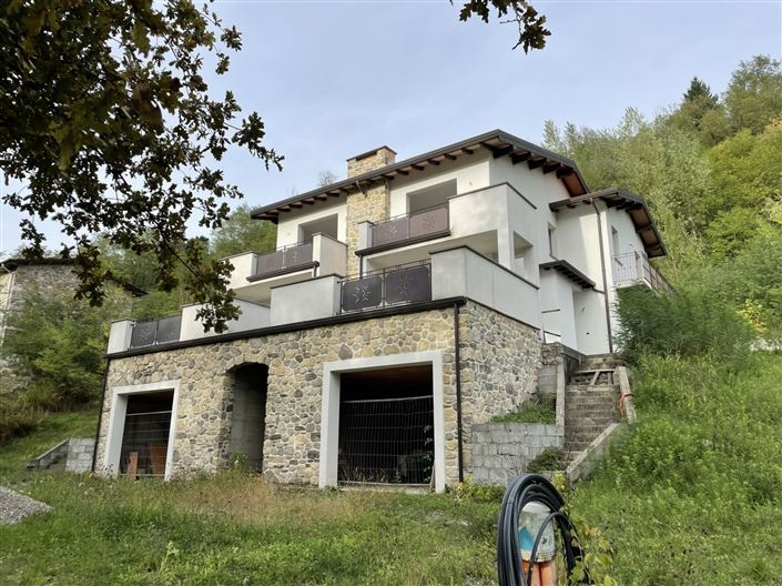 Image No.1-3 Bed Property for sale