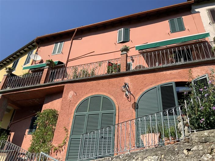 Image No.14-3 Bed Property for sale