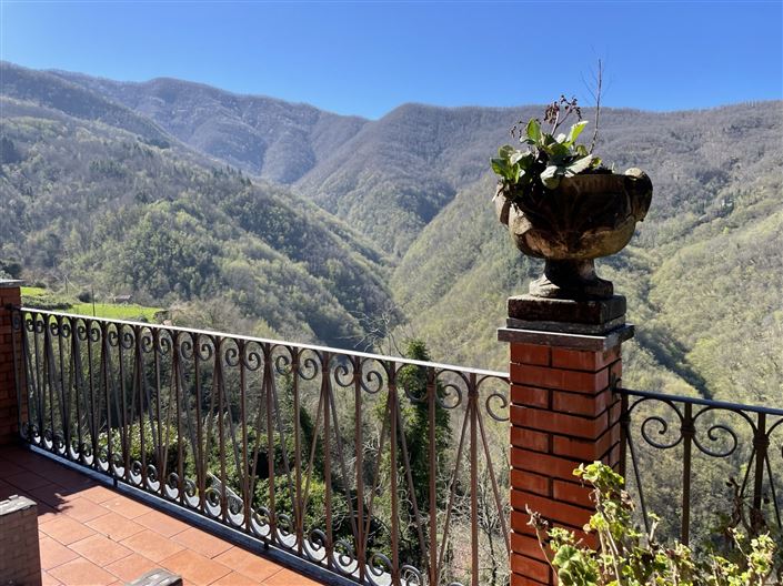 Image No.7-3 Bed Property for sale