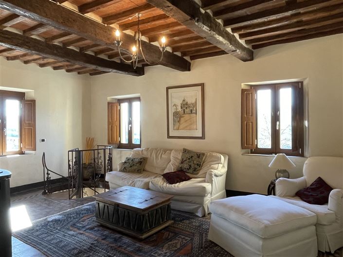 Image No.24-2 Bed House for sale