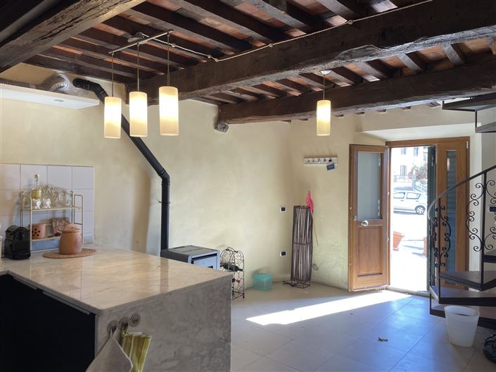 Image No.6-2 Bed House for sale