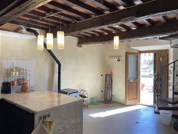 04c25e20-e3ae-483a-9726-7c77157b6cad