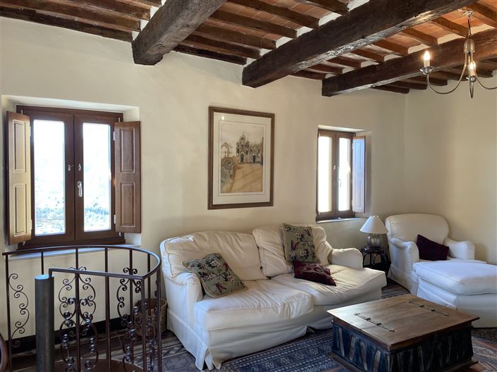 Image No.7-2 Bed House for sale