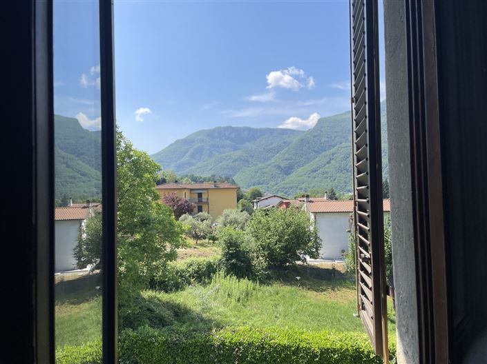 Image No.3-6 Bed Villa for sale