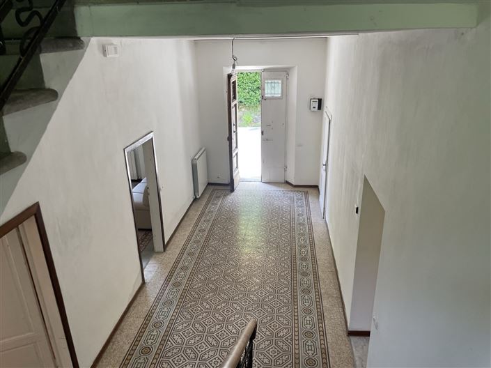 Image No.20-4 Bed Property for sale