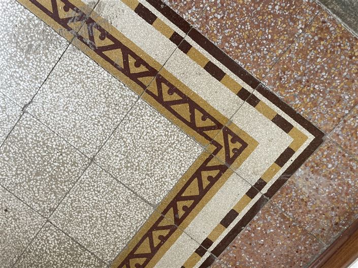 Image No.21-4 Bed Property for sale