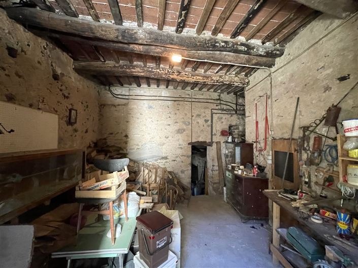 Image No.16-2 Bed Property for sale