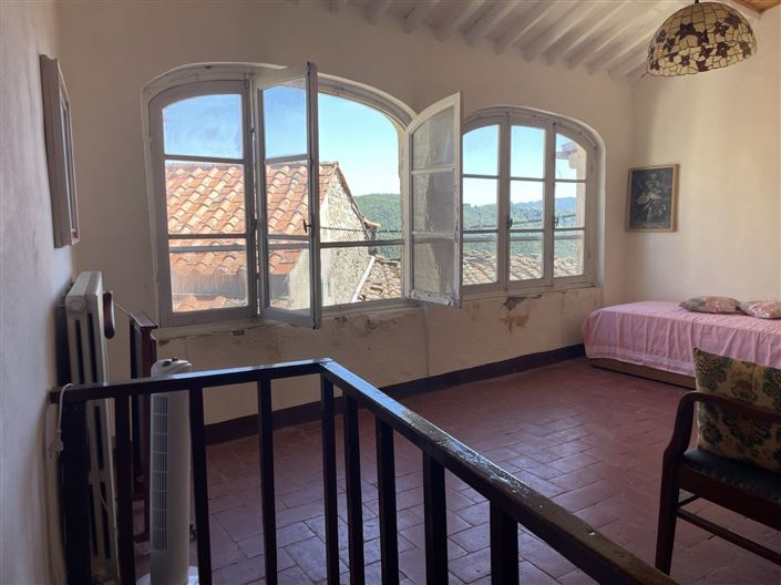 Image No.5-2 Bed Property for sale