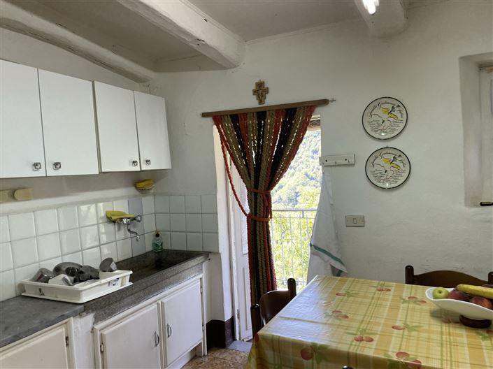 Image No.8-2 Bed Property for sale