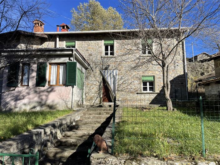 Image No.1-4 Bed Property for sale