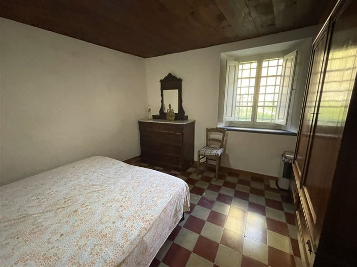 Image No.13-4 Bed Property for sale