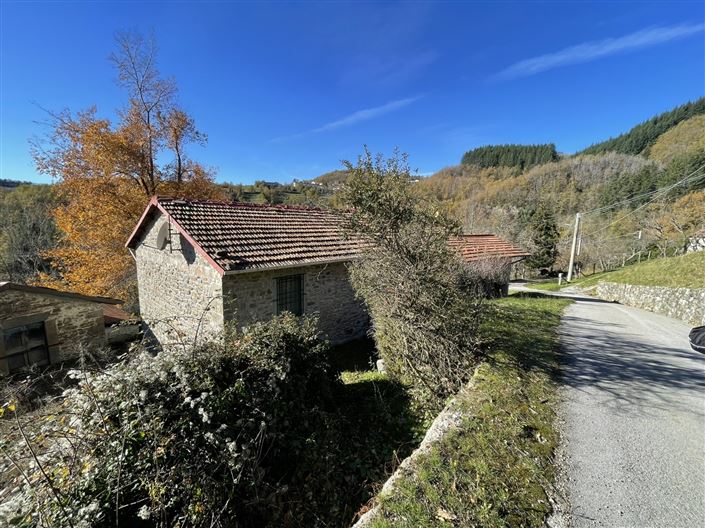 Image No.17-4 Bed Property for sale