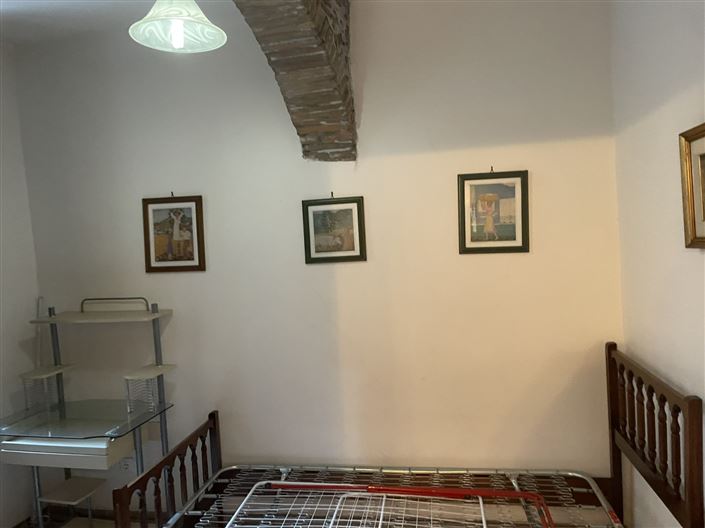 Image No.8-2 Bed Property for sale