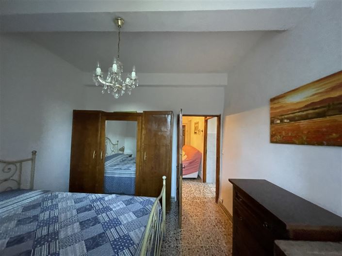 Image No.9-2 Bed Property for sale