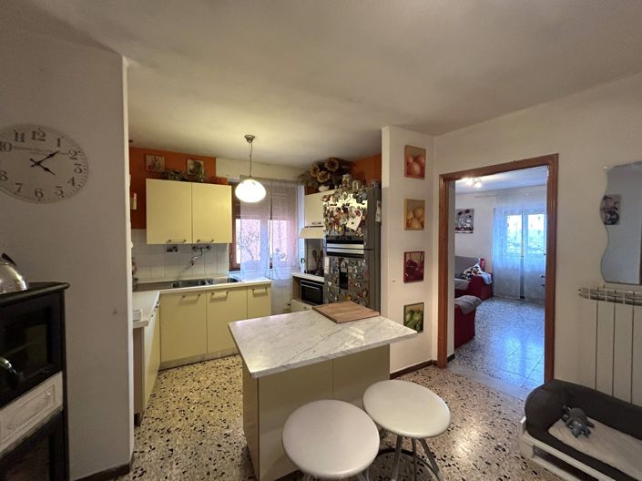 Image No.18-4 Bed Property for sale