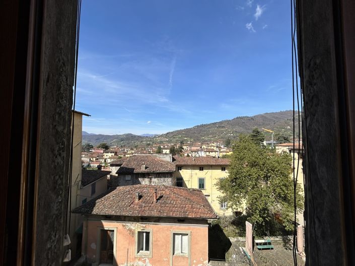 Image No.2-3 Bed Property for sale