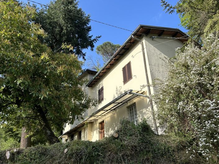 Image No.11-2 Bed Property for sale