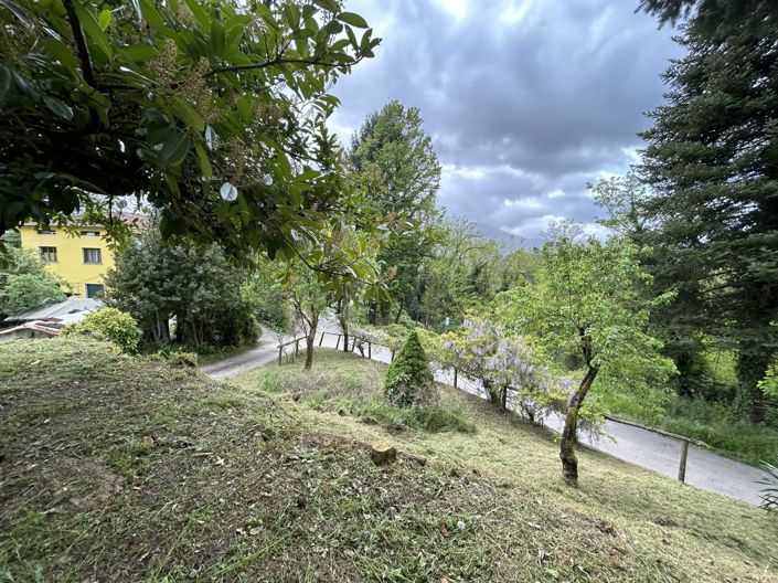 Image No.5-2 Bed Property for sale