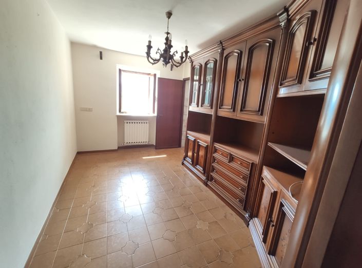 Image No.5-2 Bed Property for sale