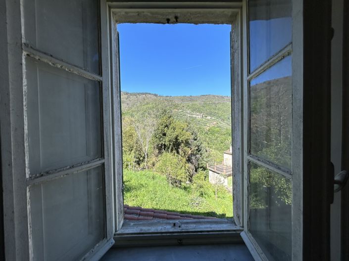 Image No.3-4 Bed Property for sale