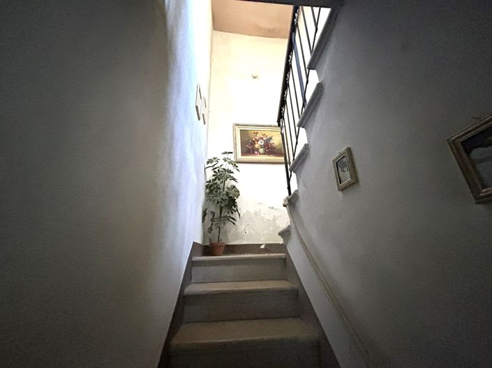 Image No.7-4 Bed Property for sale