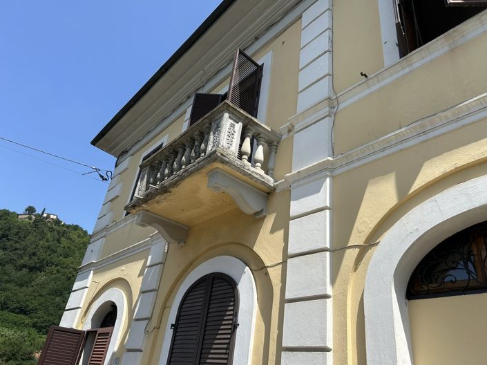 Image No.15-3 Bed Property for sale