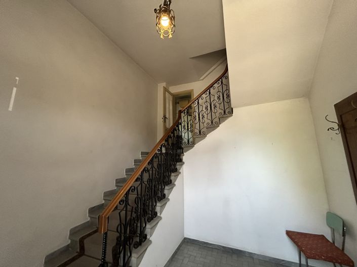 Image No.3-3 Bed Property for sale