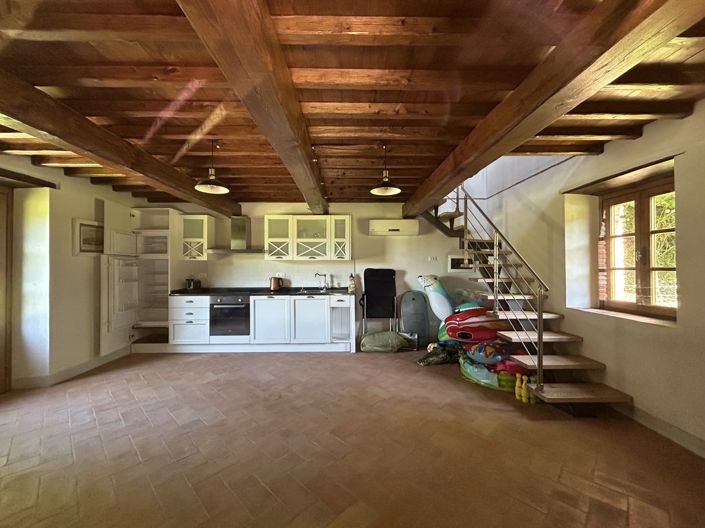 Image No.26-4 Bed Property for sale