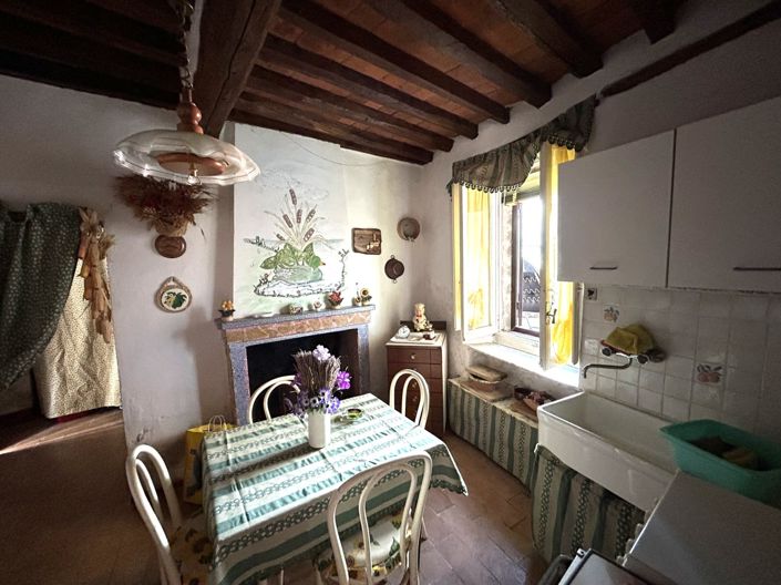 Image No.5-4 Bed Property for sale