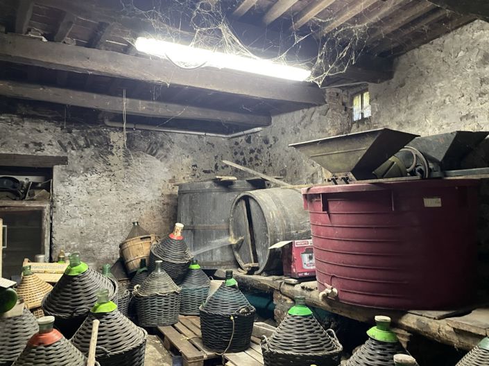 Image No.20-3 Bed Property for sale